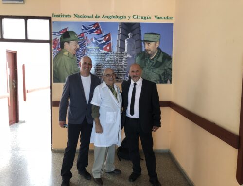 שבוע המדע הידידותי שנערך במכון הלאומי לכלי דם בקובה